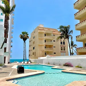 Marina Del Sol 402 Vista Al Mar Apartamento